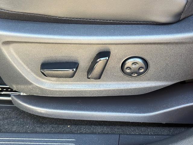 Certified 2024 Nissan Ariya FWD image 16