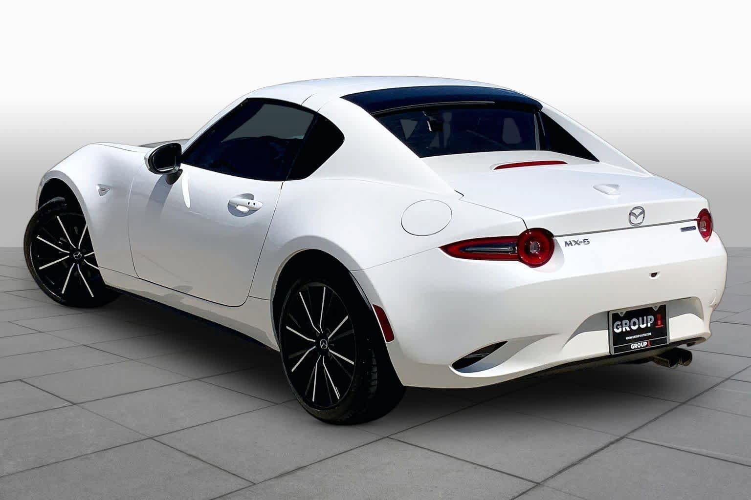 Used 2025 MAZDA MX-5 Miata RF Grand Touring RWD image 10