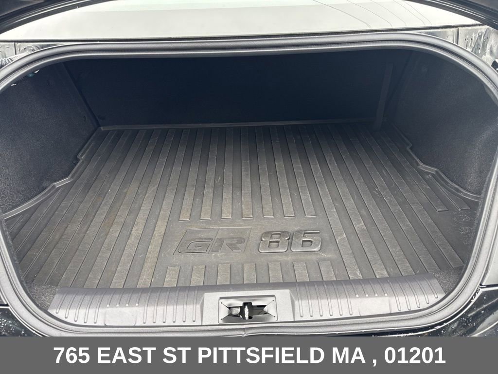 Used 2023 Toyota GR86 Premium w/ ALL Weather Mat Package (TMS) RWD image 14