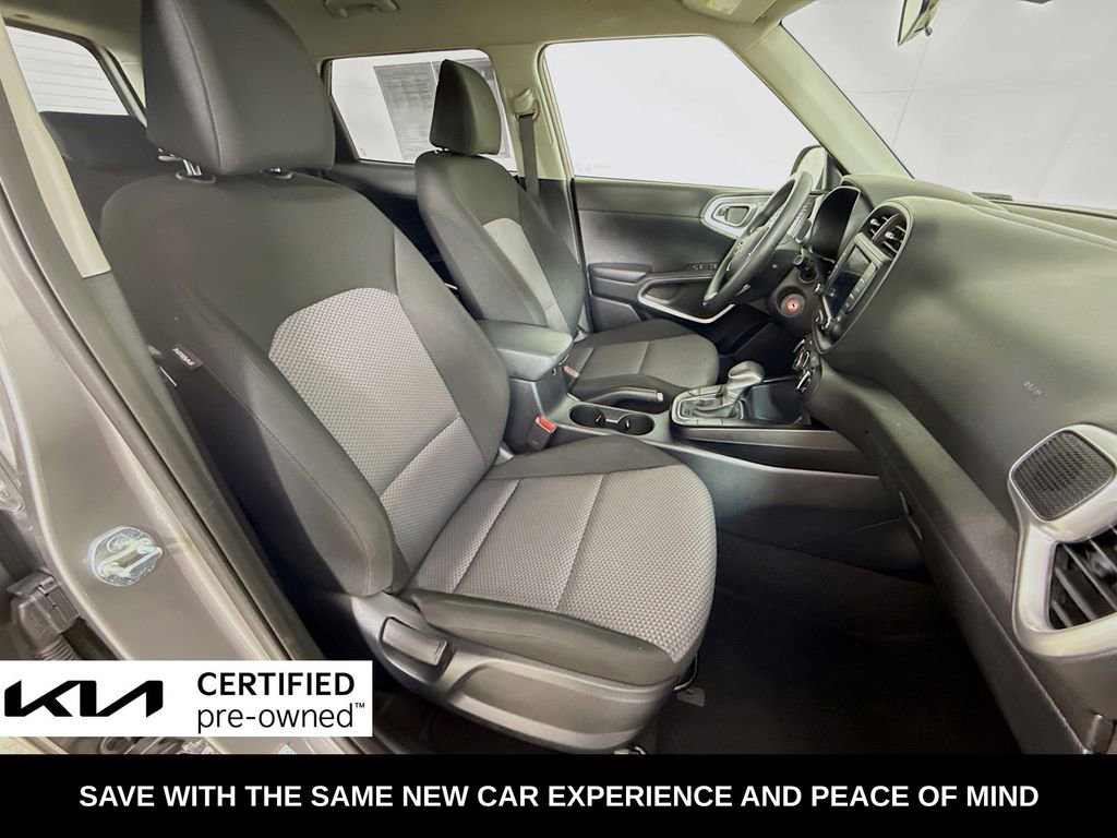 Certified 2024 Kia Soul LX w/ Option Group 015 image 31