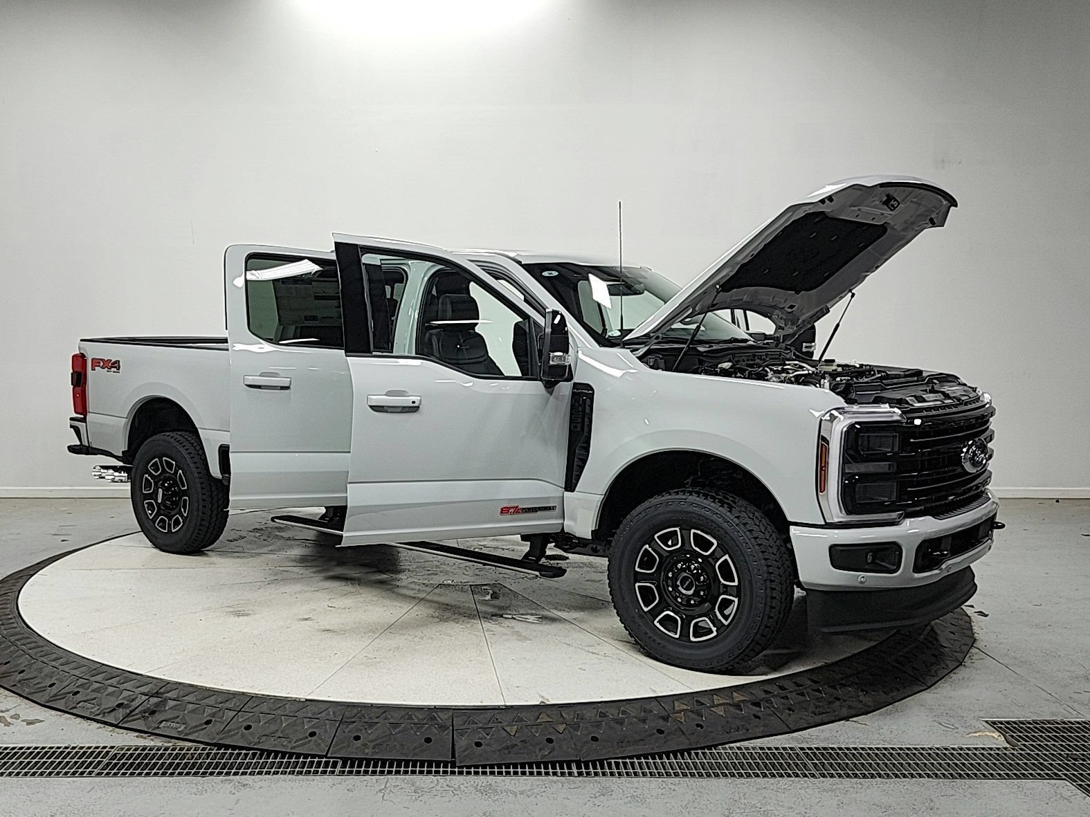 New 2026 Ford F250 Platinum AWD/4WD image 15