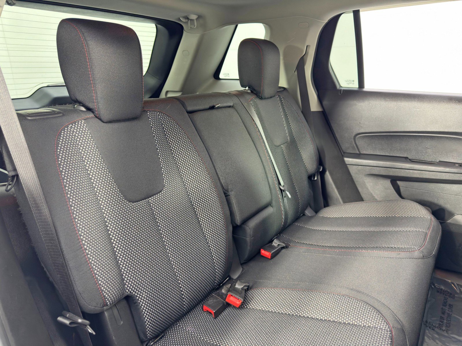 Used 2017 GMC Terrain SLE image 32