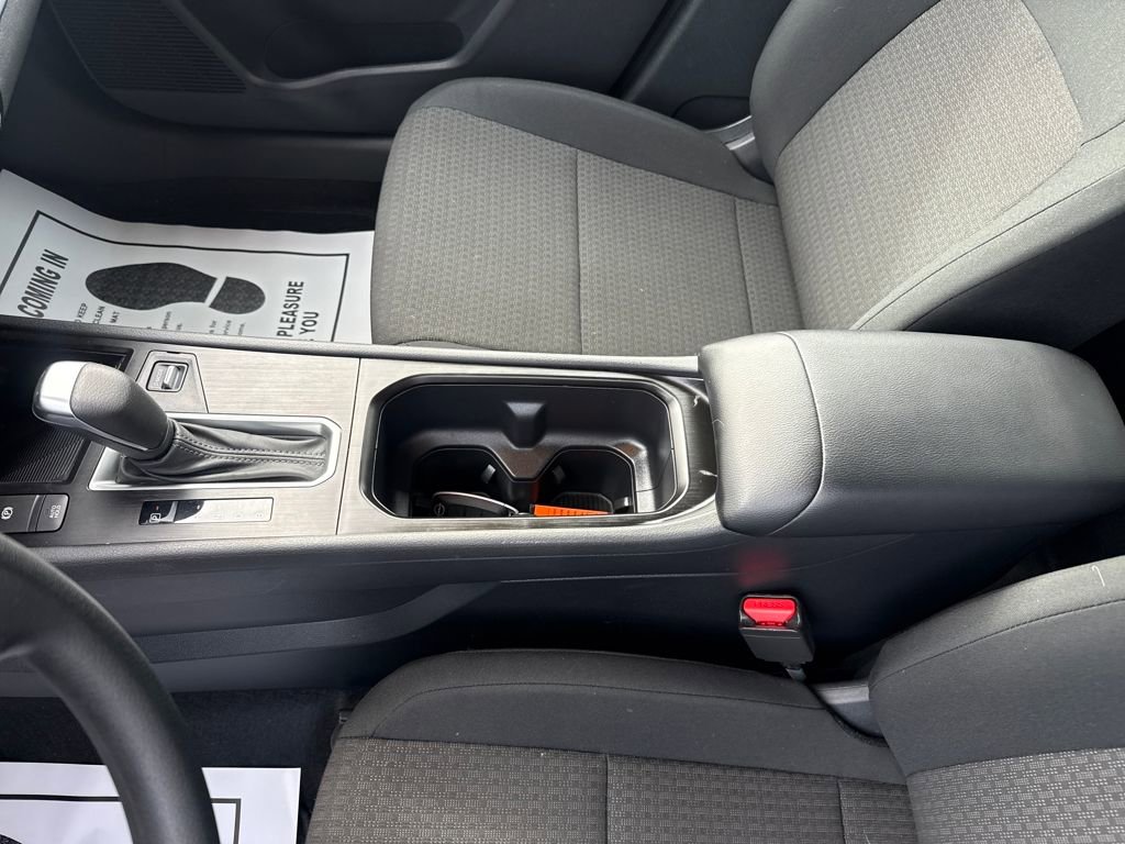 Used 2025 Nissan Kicks S image 27