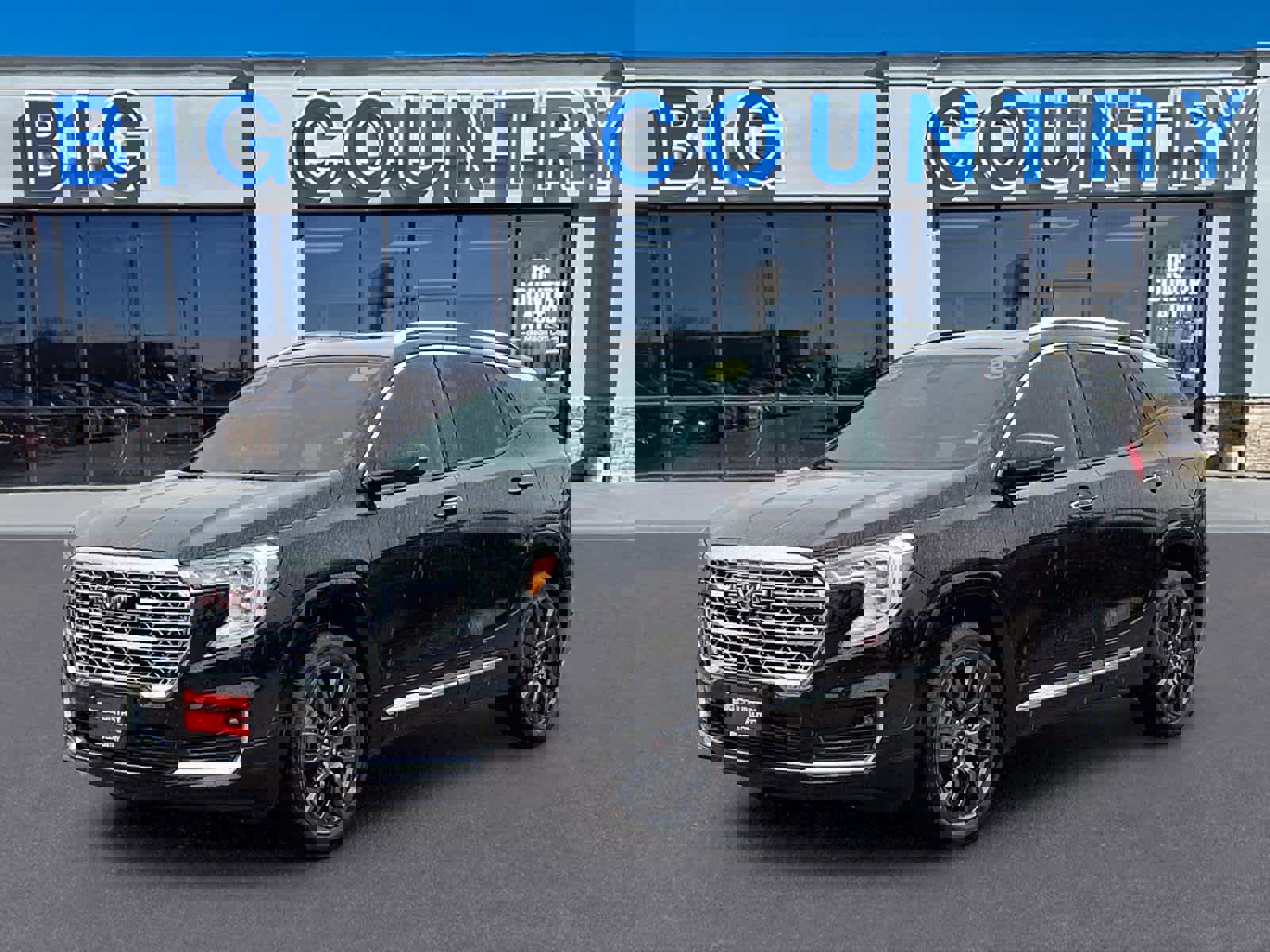 Used 2023 GMC Terrain Denali w/ Black Diamond Edition image 1
