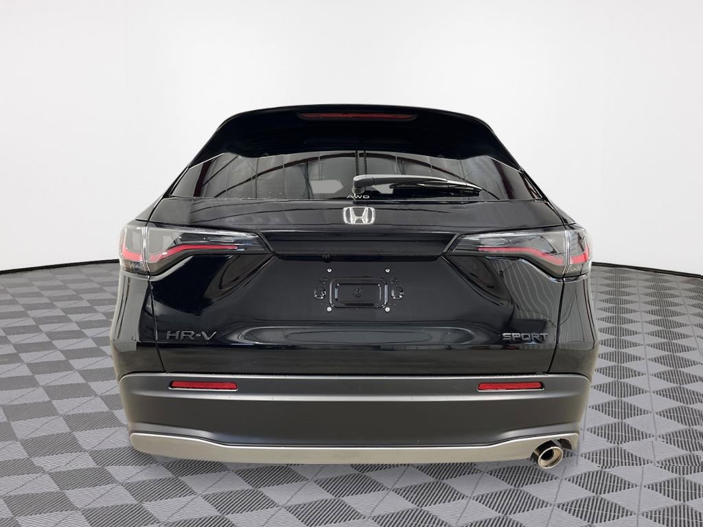 New 2027 Honda HR-V Sport image 4