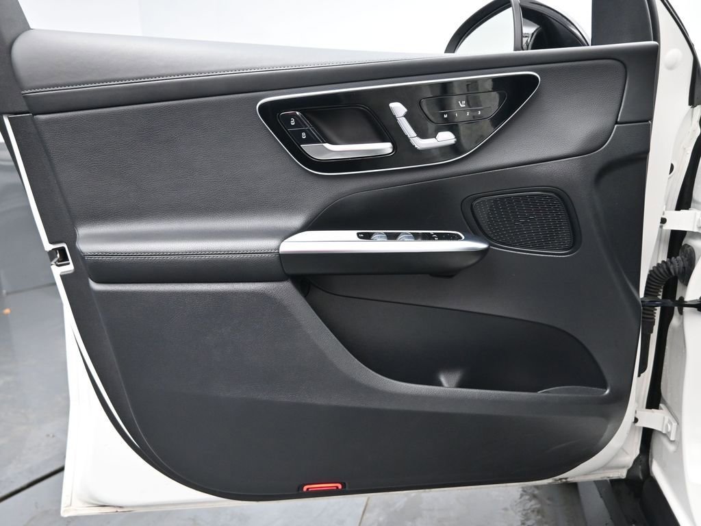 Used 2023 Mercedes-Benz GLC 300 image 21