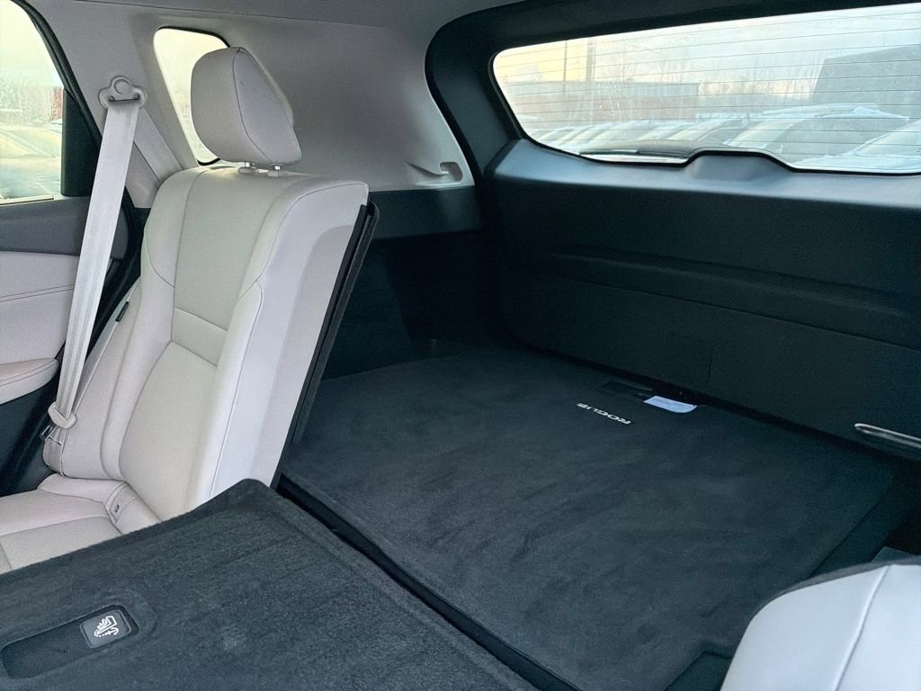 Used 2023 Nissan Rogue SV w/ SV Premium B Package image 28