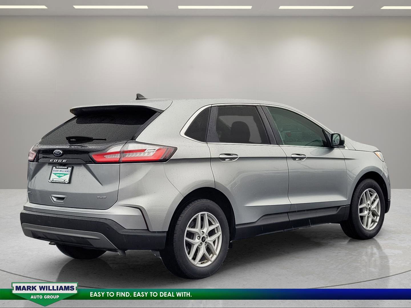 Used 2024 Ford Edge SEL image 4