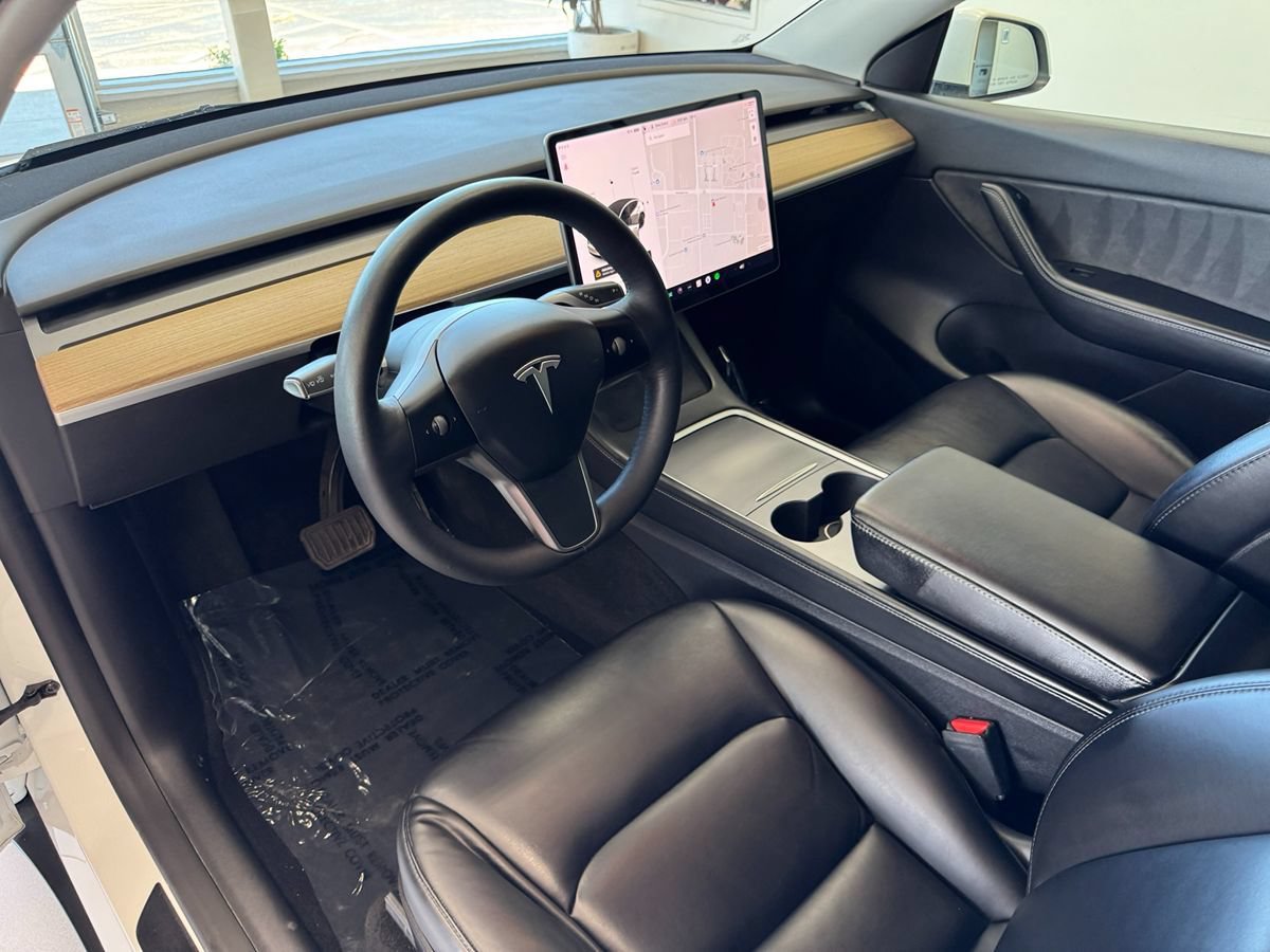 Used 2021 Tesla Model Y Long Range AWD/4WD image 12