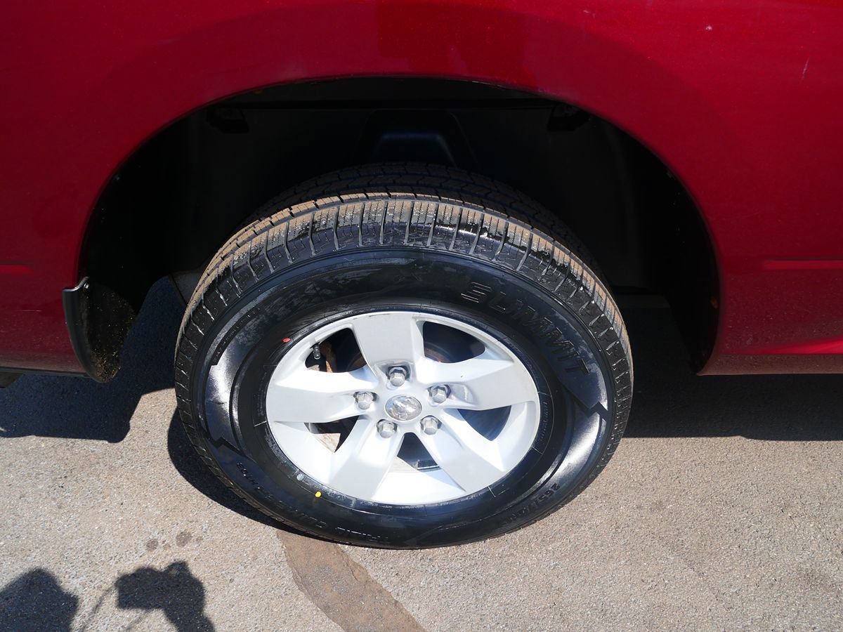 Used 2019 RAM 1500 Express AWD/4WD image 34