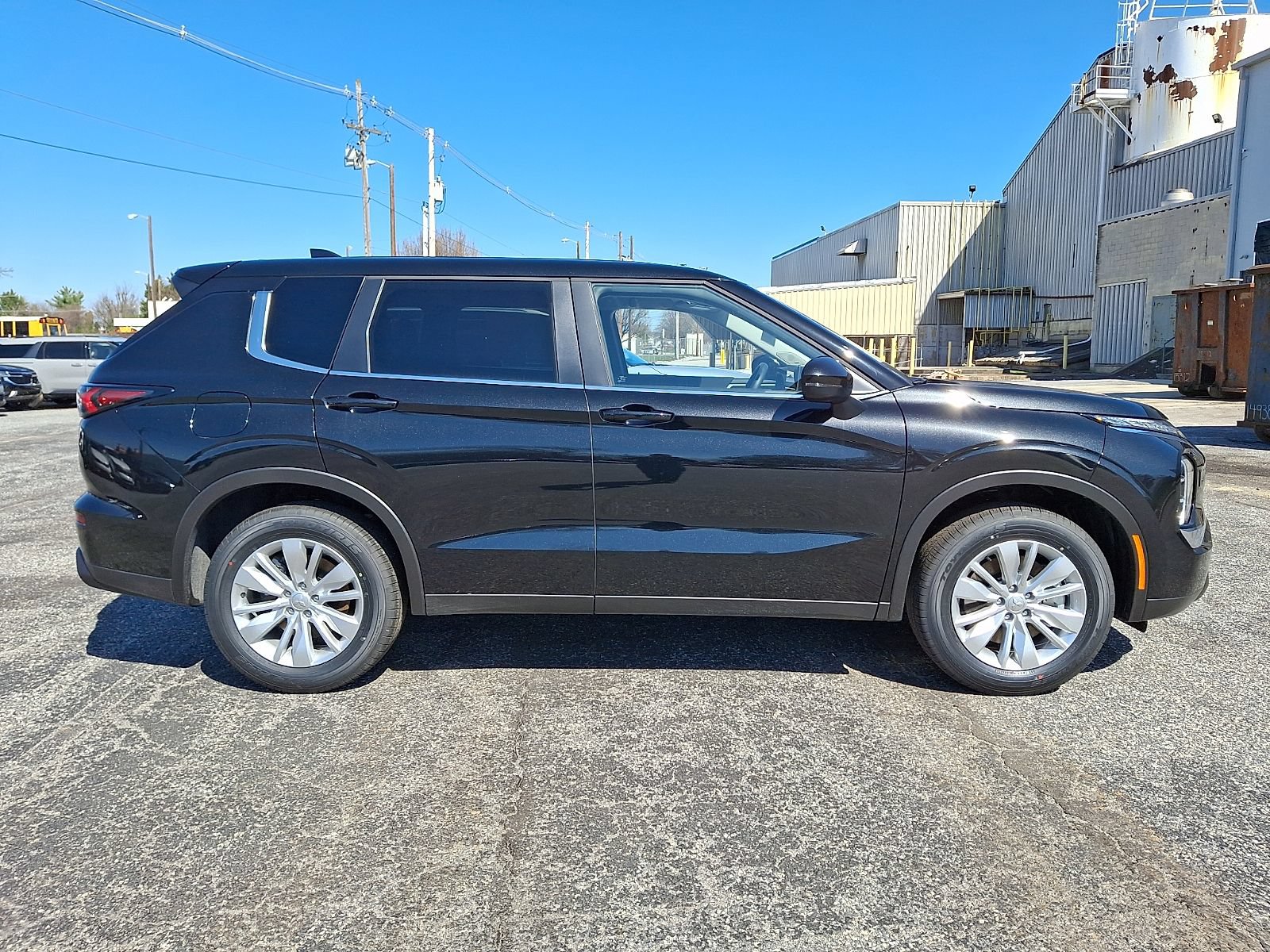New 2026 Mitsubishi Outlander ES AWD/4WD image 8