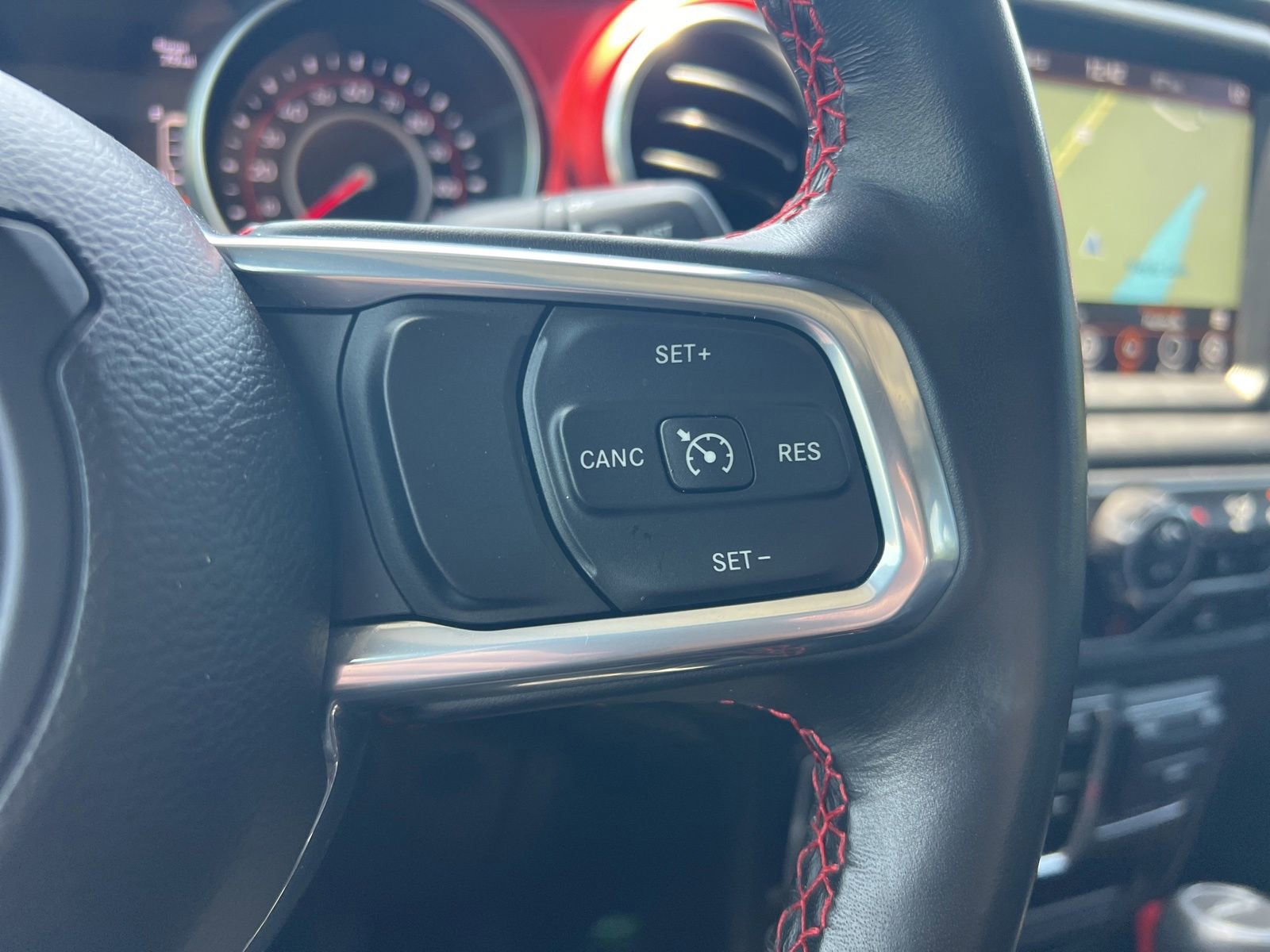 Used 2021 Jeep Gladiator Rubicon AWD/4WD image 22