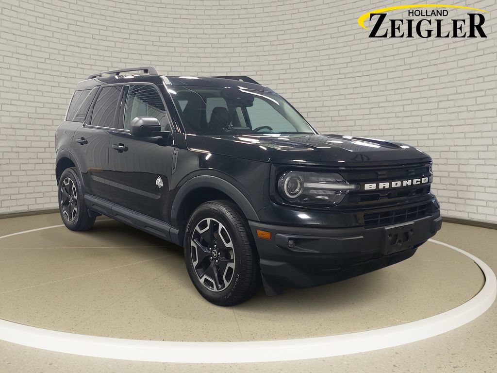 Used 2023 Ford Bronco Sport Outer Banks AWD/4WD image 3