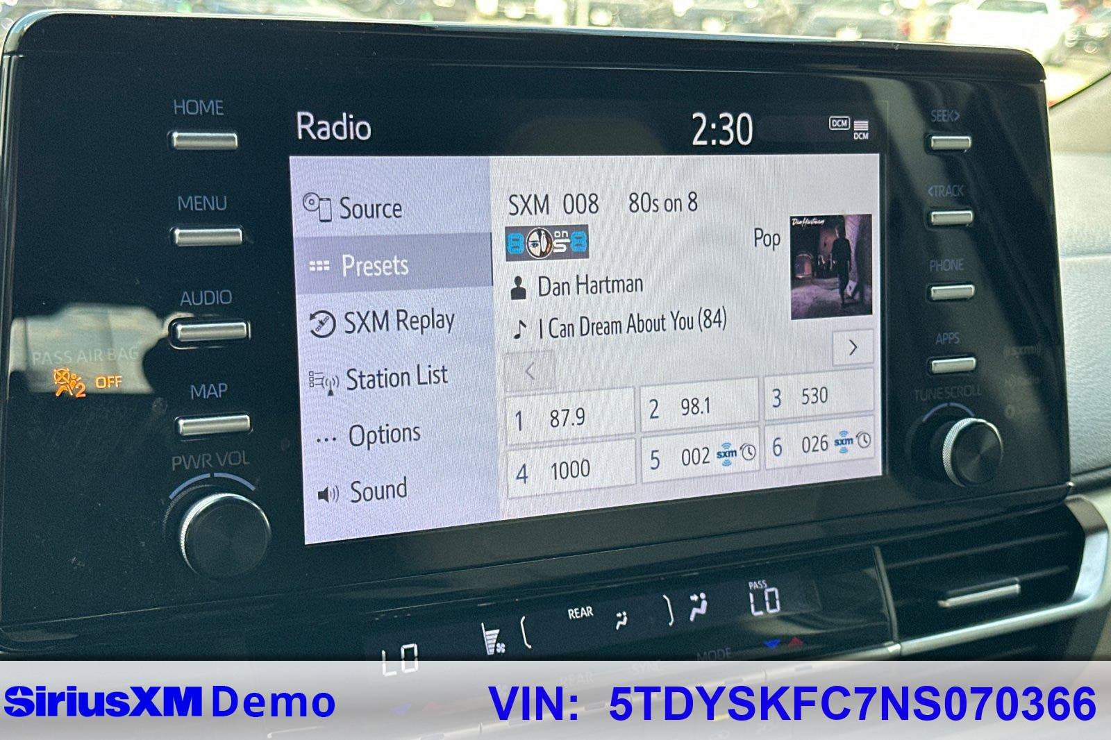 Certified 2022 Toyota Sienna XLE AWD/4WD image 29