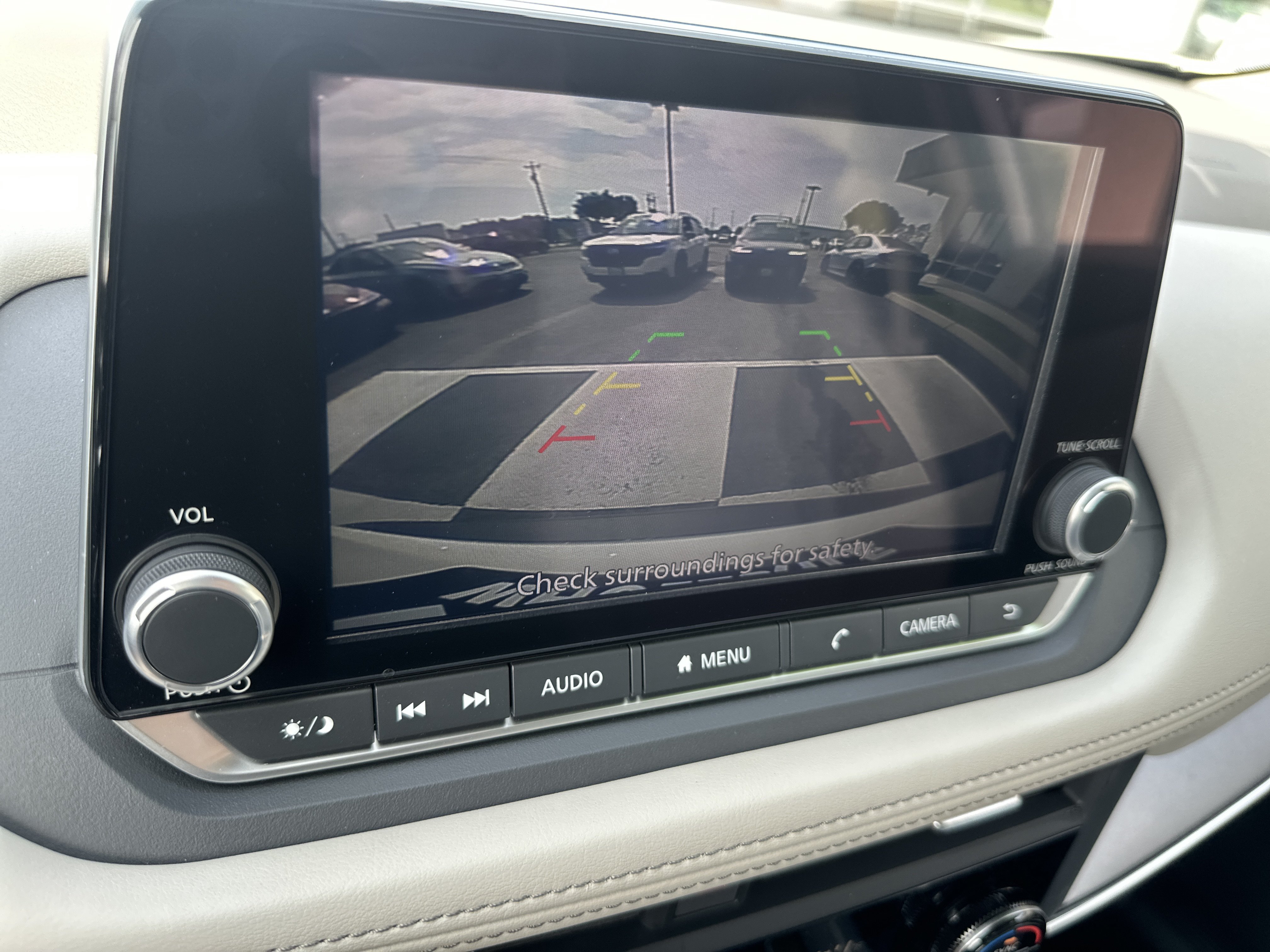 Used 2023 Nissan Rogue SV FWD image 20
