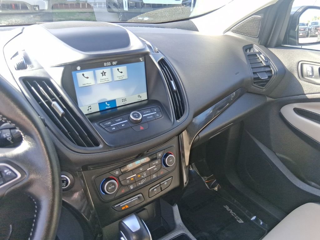 Used 2019 Ford Escape SEL image 17