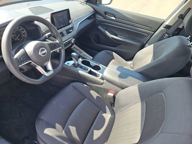 Used 2024 Nissan Altima 2.5 SV image 22