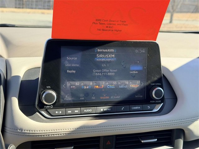 Used 2023 Nissan Rogue SV w/ SV Premium B Package image 17