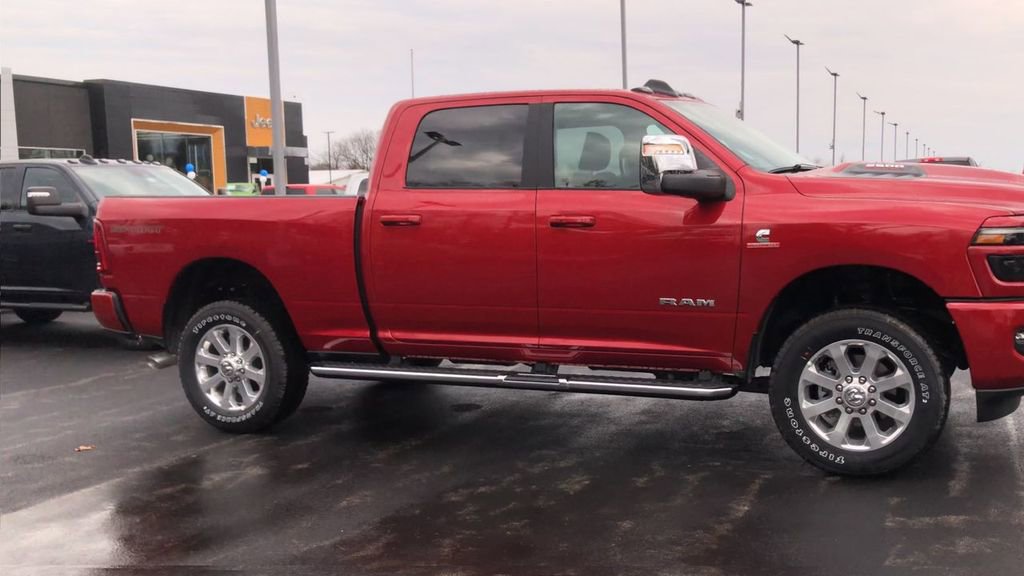 New 2026 RAM 2500 Laramie w/ Sport Appearance Package AWD/4WD image 9