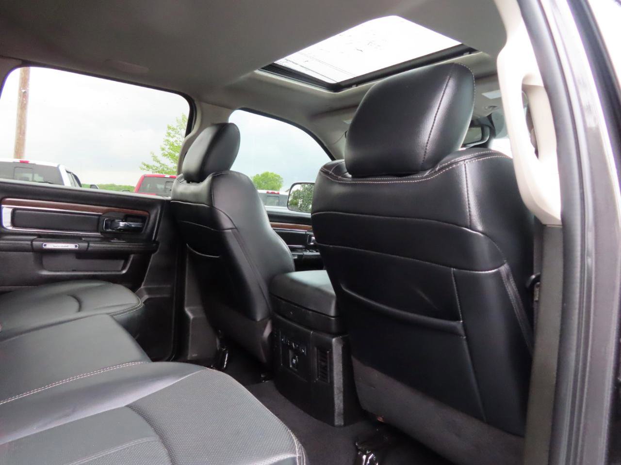 Used 2018 RAM 3500 Laramie AWD/4WD image 51