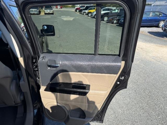 Used 2010 Jeep Patriot Latitude image 6