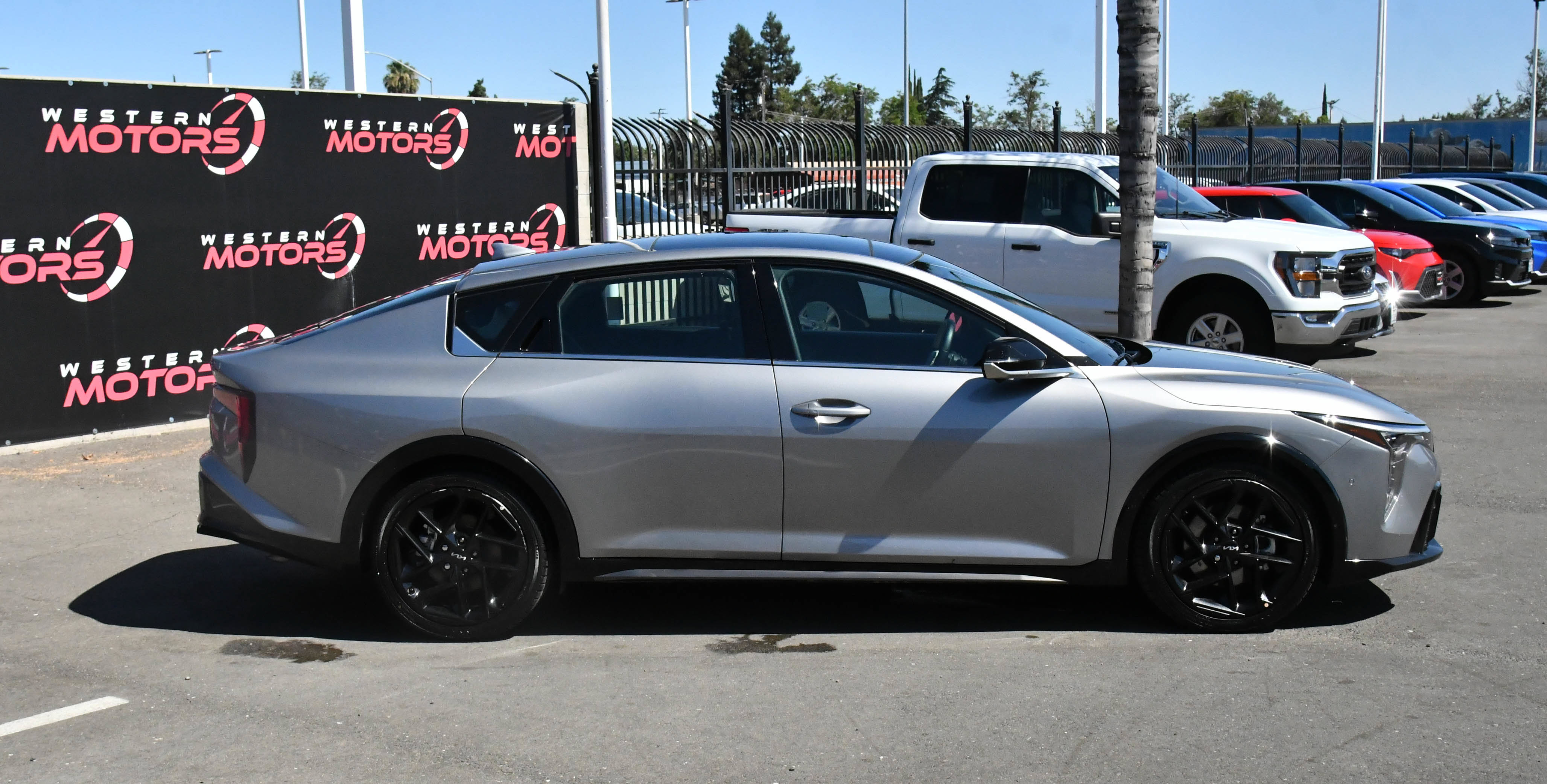 Used 2025 Kia K4 GT-Line Turbo FWD image 9