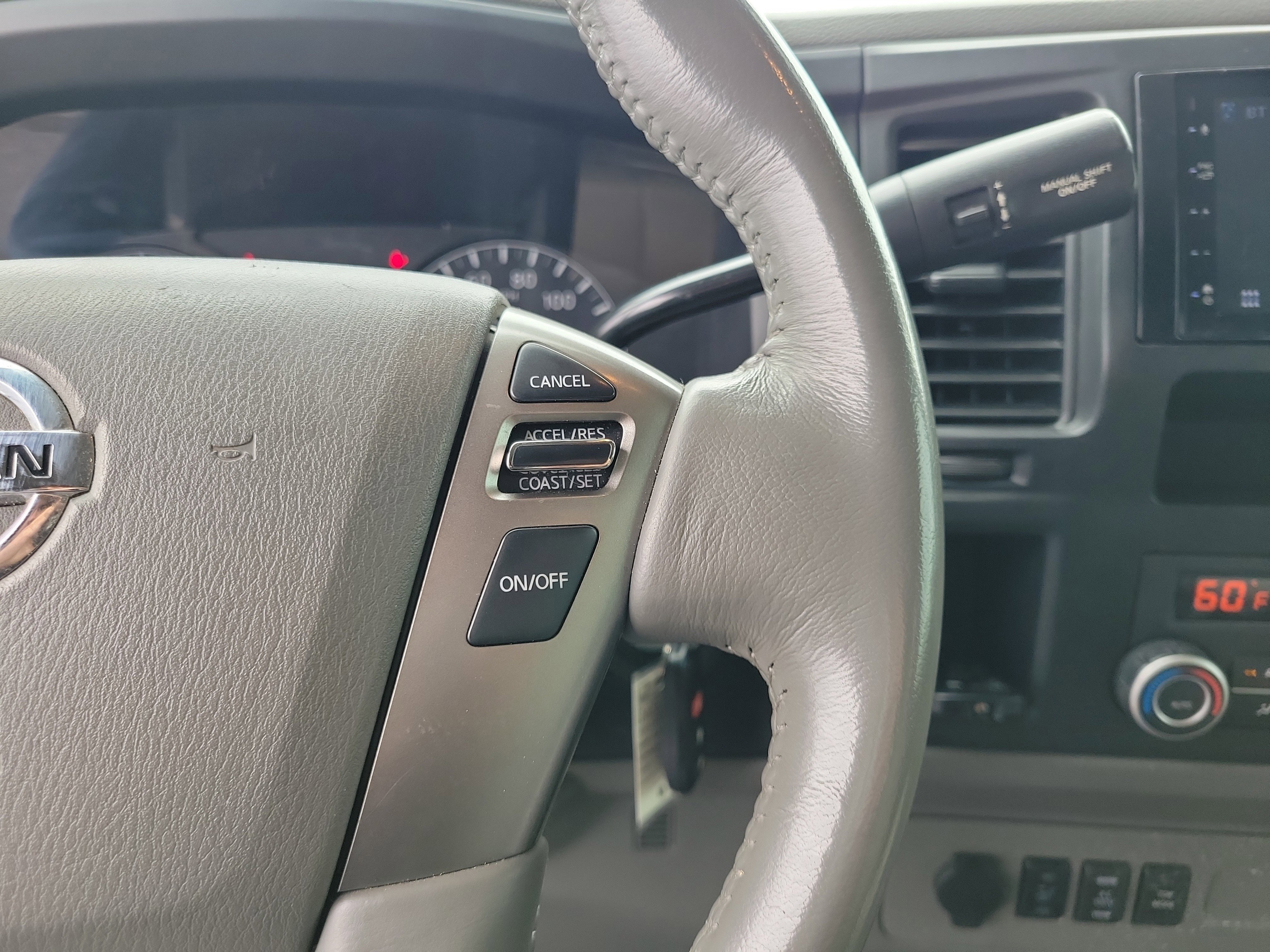 Used 2019 Nissan NV 3500 SL RWD image 23