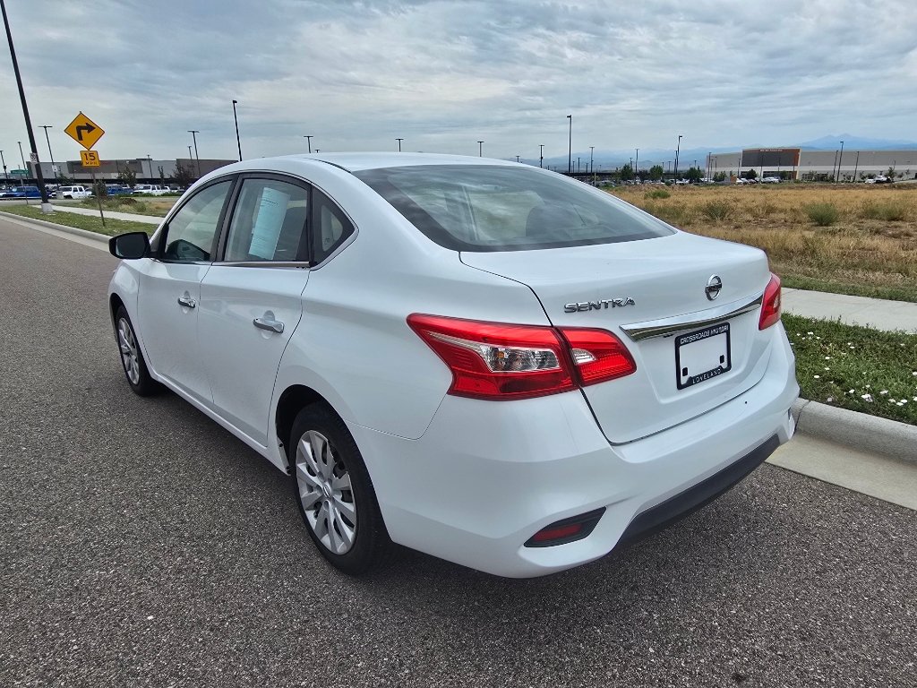 Used 2018 Nissan Sentra S FWD image 3