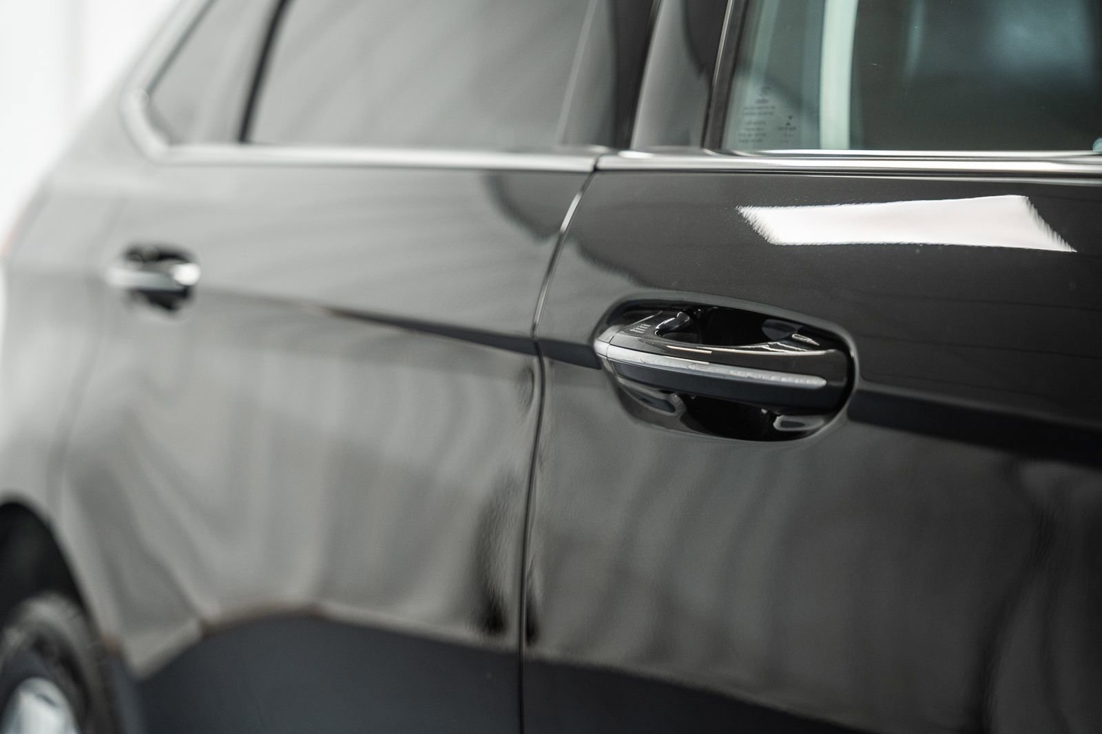 Certified 2022 Ford Edge Titanium AWD/4WD image 23