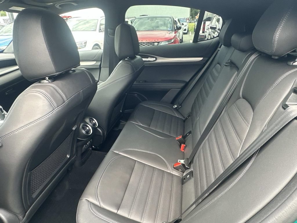 New 2026 Alfa Romeo Stelvio Sprint AWD/4WD image 16