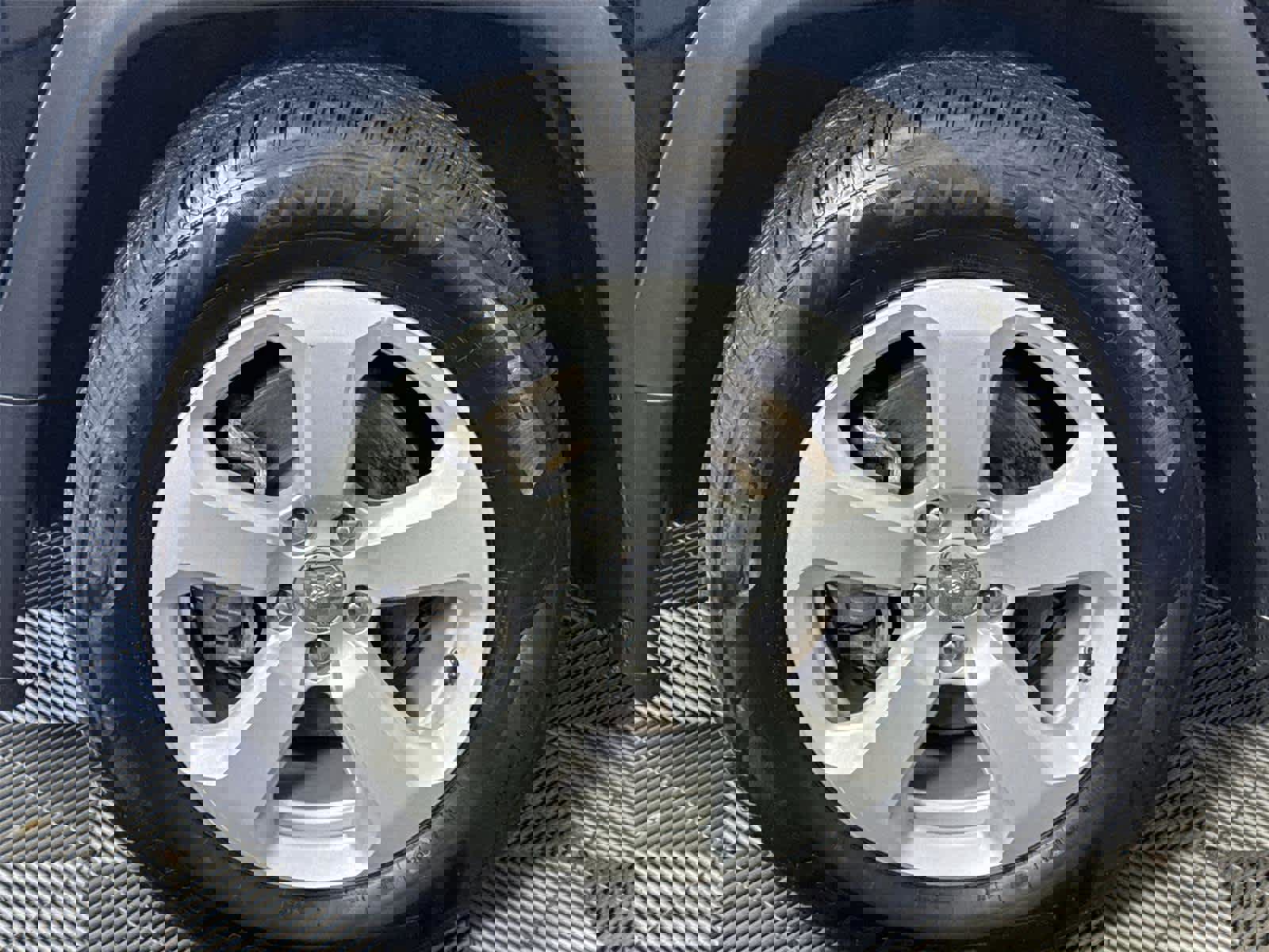 Used 2021 Jeep Compass Latitude image 10