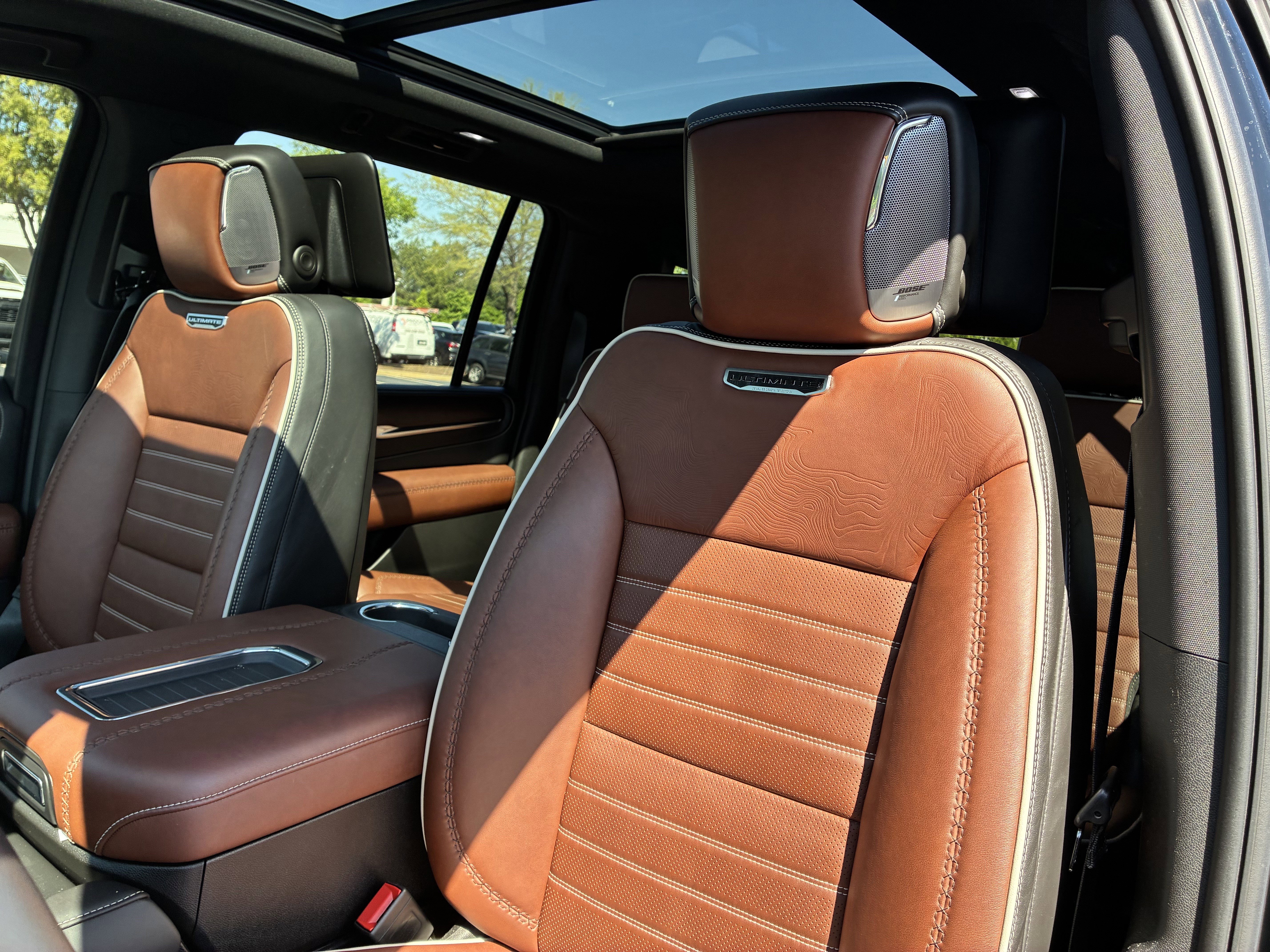 Used 2023 GMC Yukon XL Denali Ultimate image 24