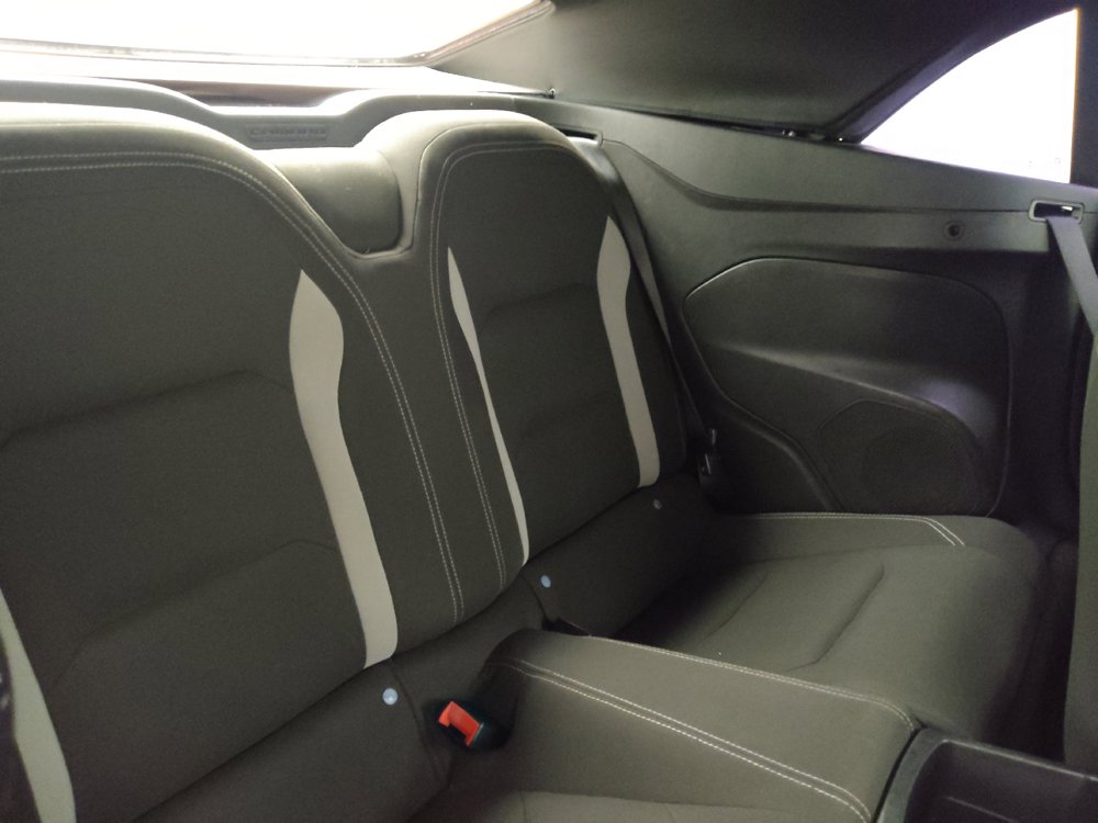 Used 2020 Chevrolet Camaro LT RWD image 19