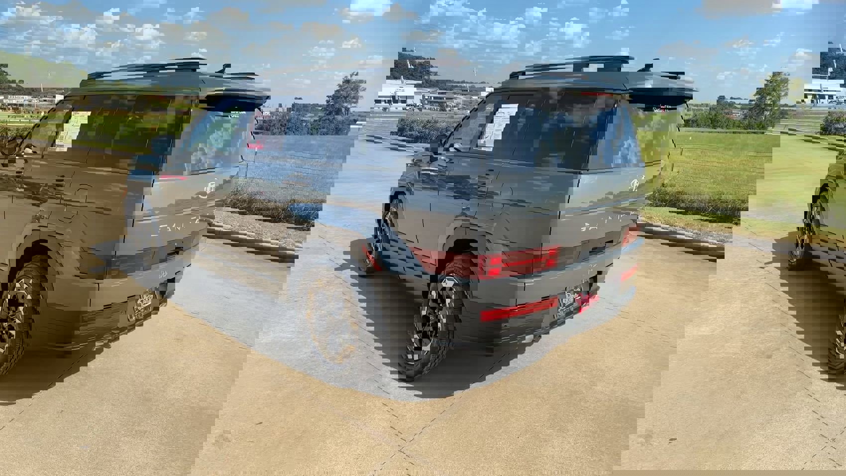 Used 2025 Hyundai Santa Fe SEL image 7