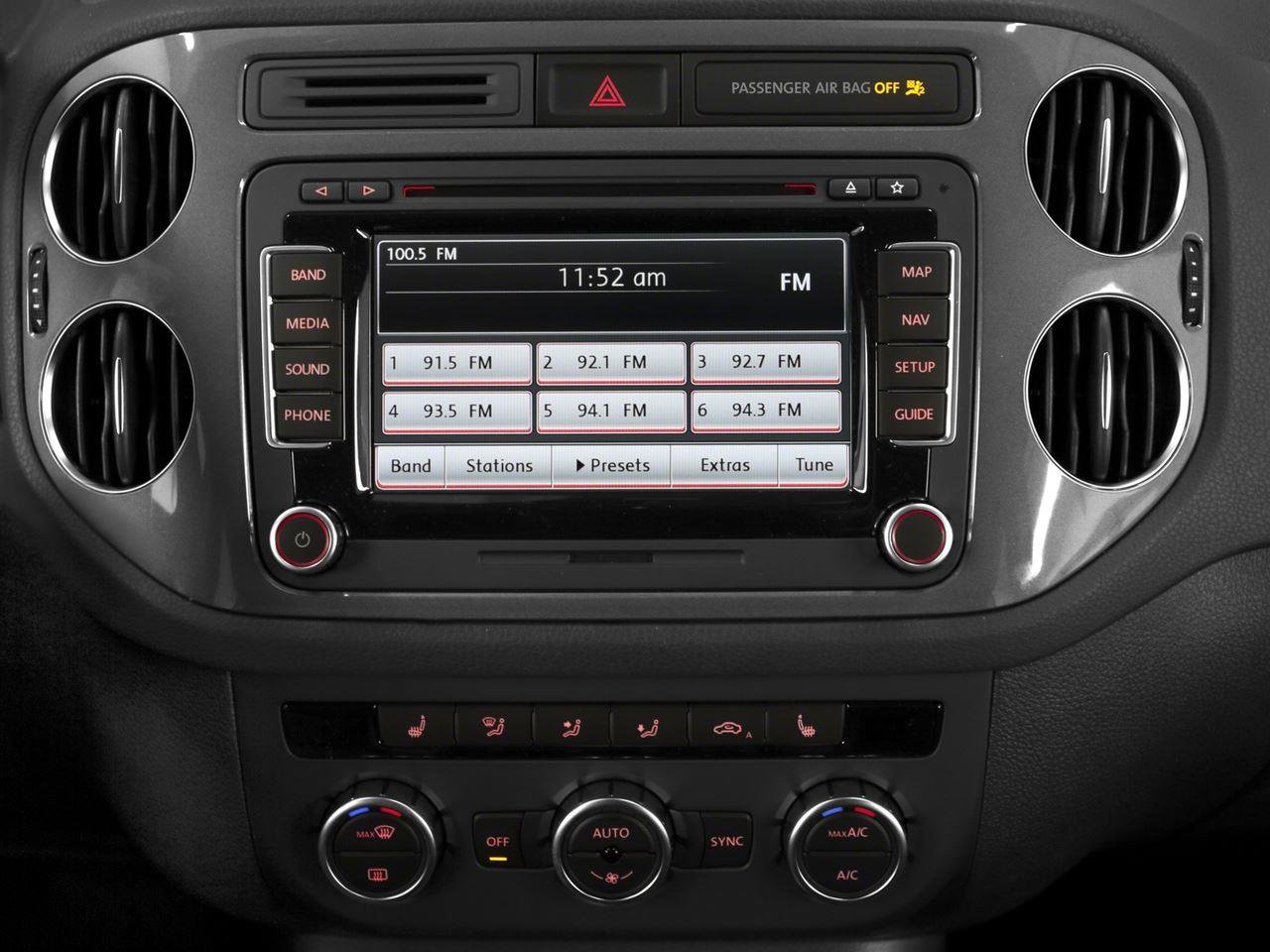 Used 2017 Volkswagen Tiguan Limited w/ Premium Package image 5