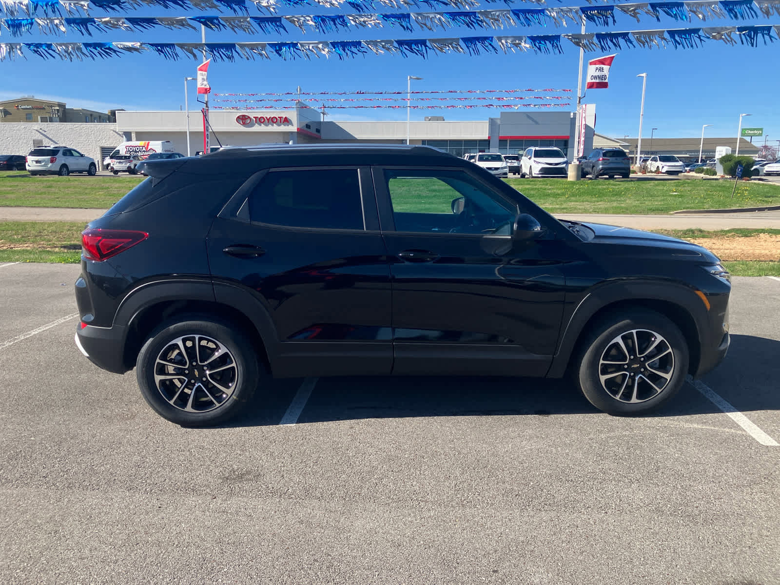 New 2026 Chevrolet TrailBlazer LT w/ Convenience Package image 8