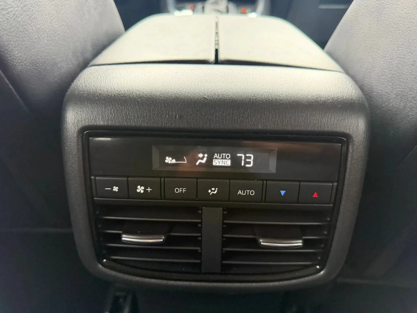 Used 2018 MAZDA CX-9 Touring AWD/4WD image 14