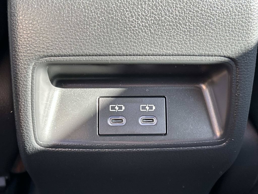 Used 2024 Toyota Corolla LE FWD image 16