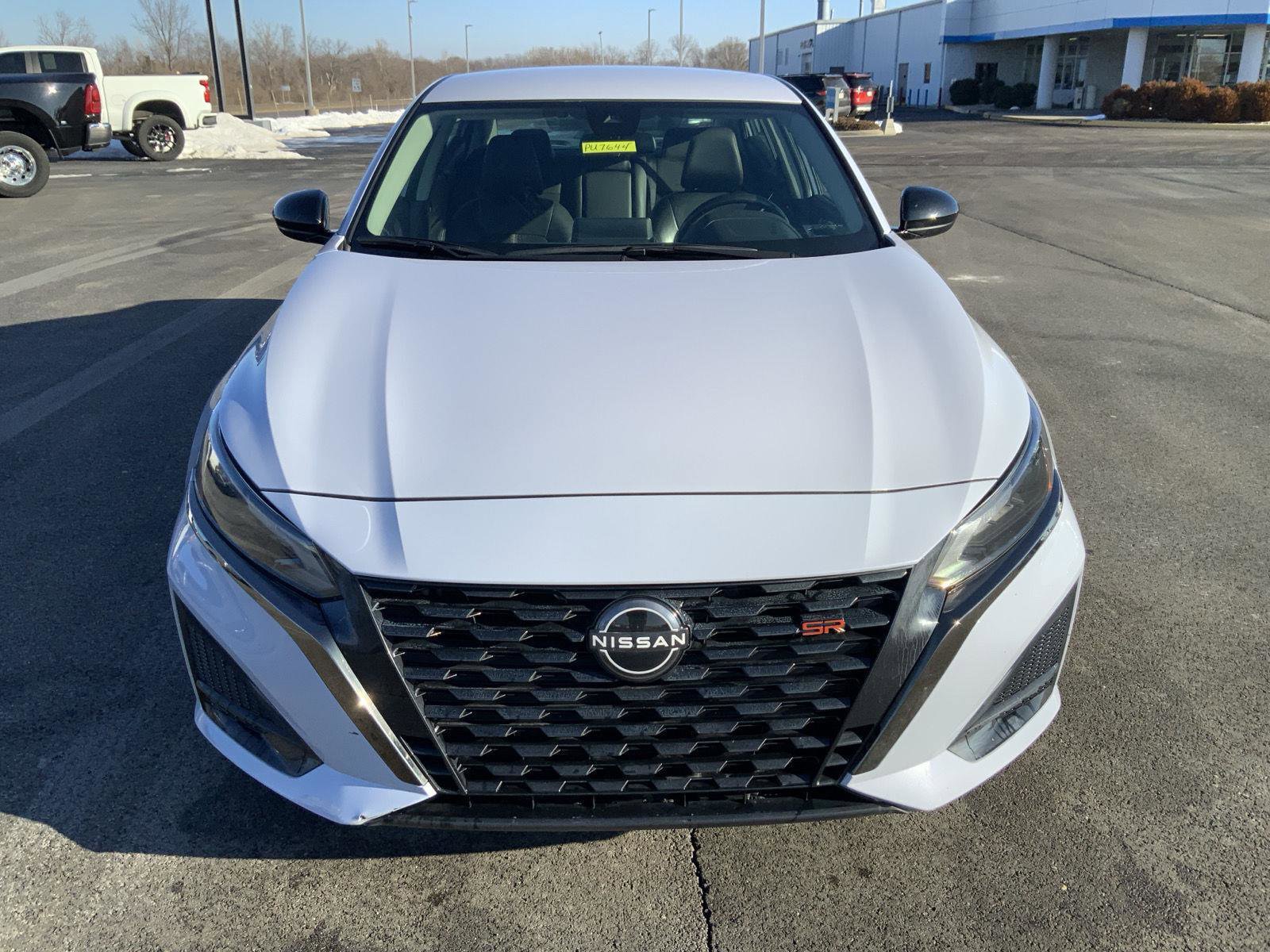 Used 2024 Nissan Altima 2.5 SR image 3