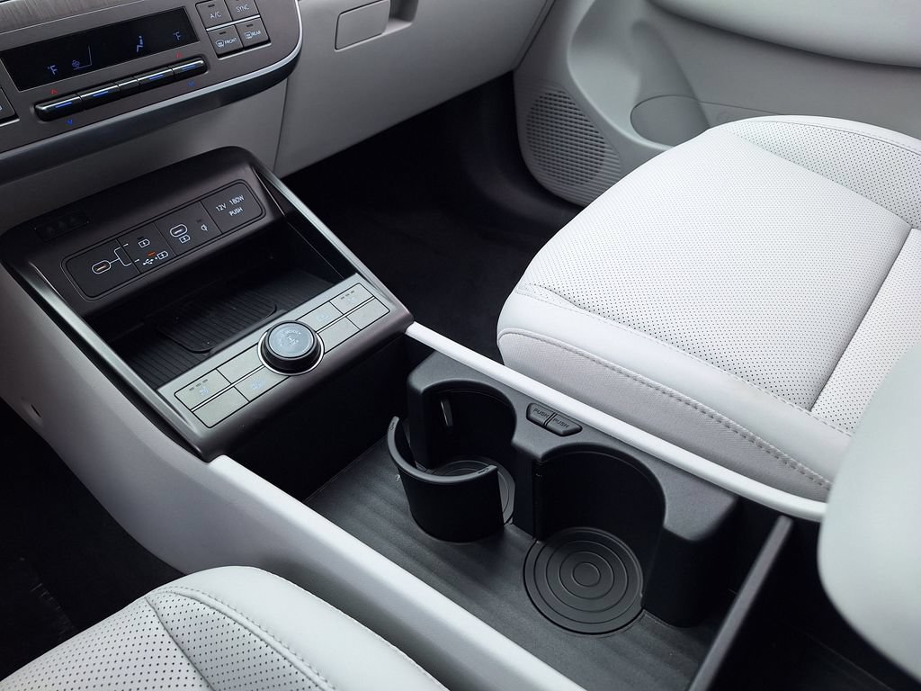 New 2026 Hyundai Kona SEL Premium AWD/4WD image 34