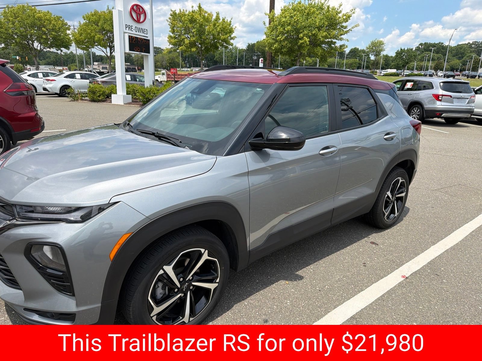 Used 2023 Chevrolet TrailBlazer RS FWD image 3