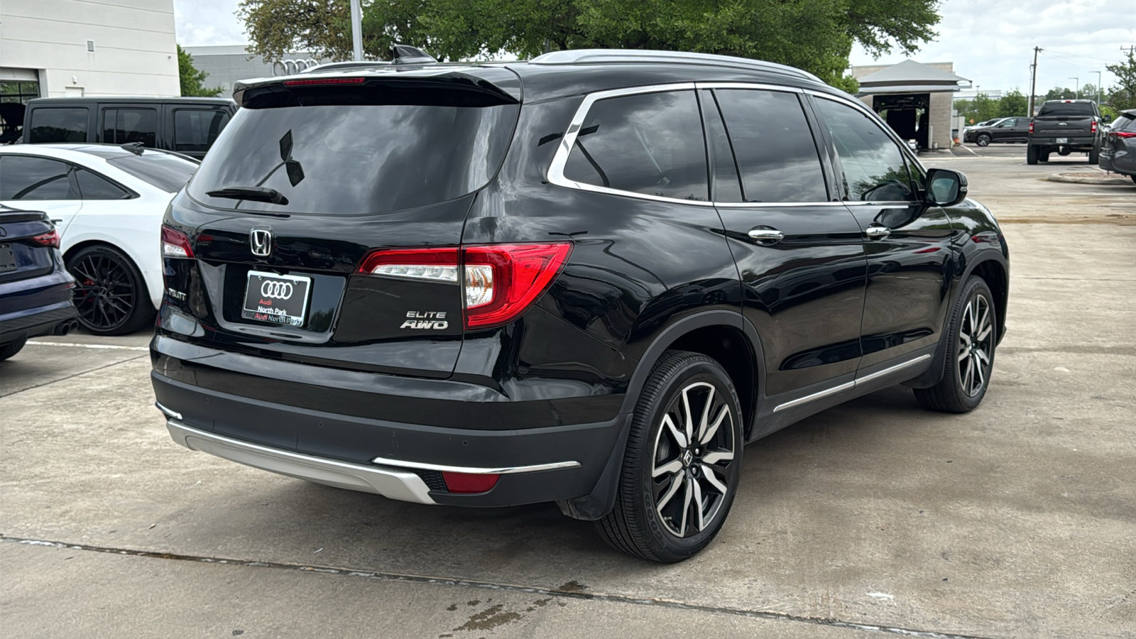 Used 2022 Honda Pilot Elite image 7