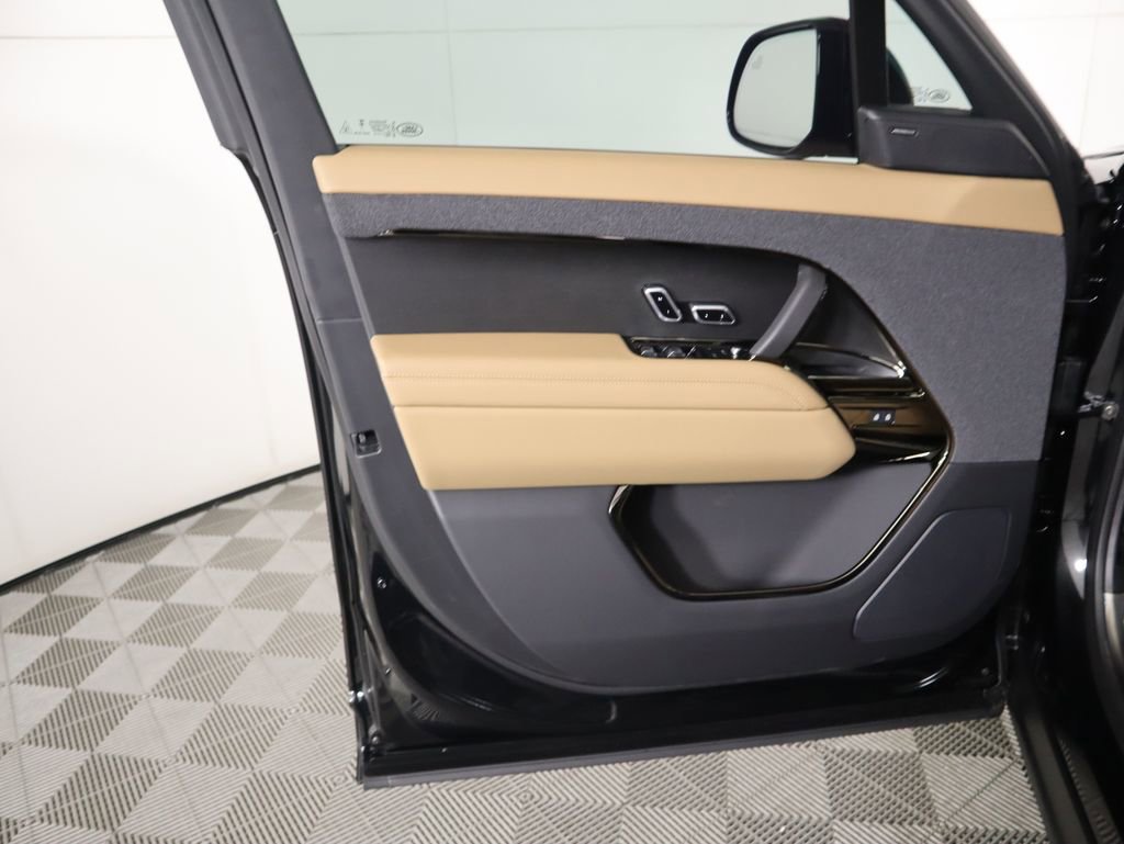 New 2026 Land Rover Range Rover Sport SE image 26