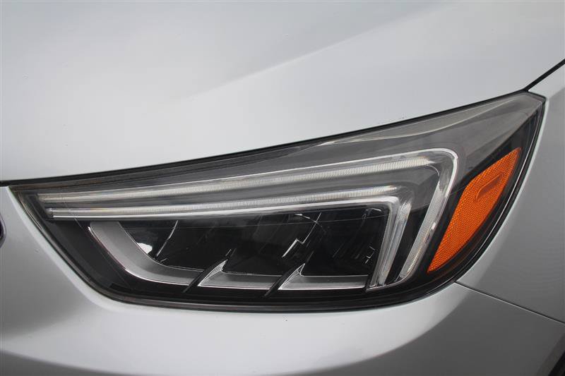 Used 2019 Buick Encore Essence AWD/4WD image 13