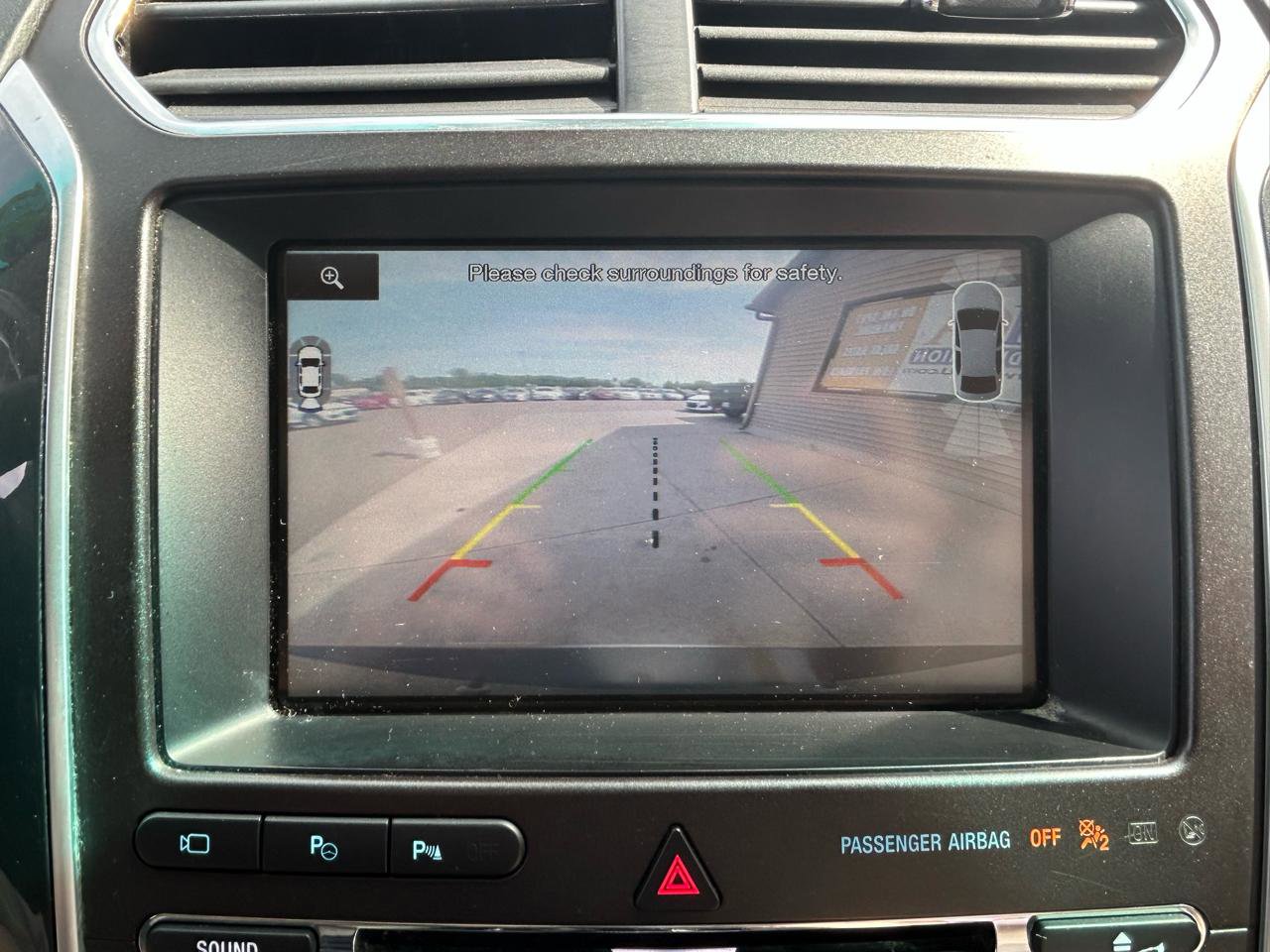 Used 2016 Ford Explorer Platinum AWD/4WD image 27