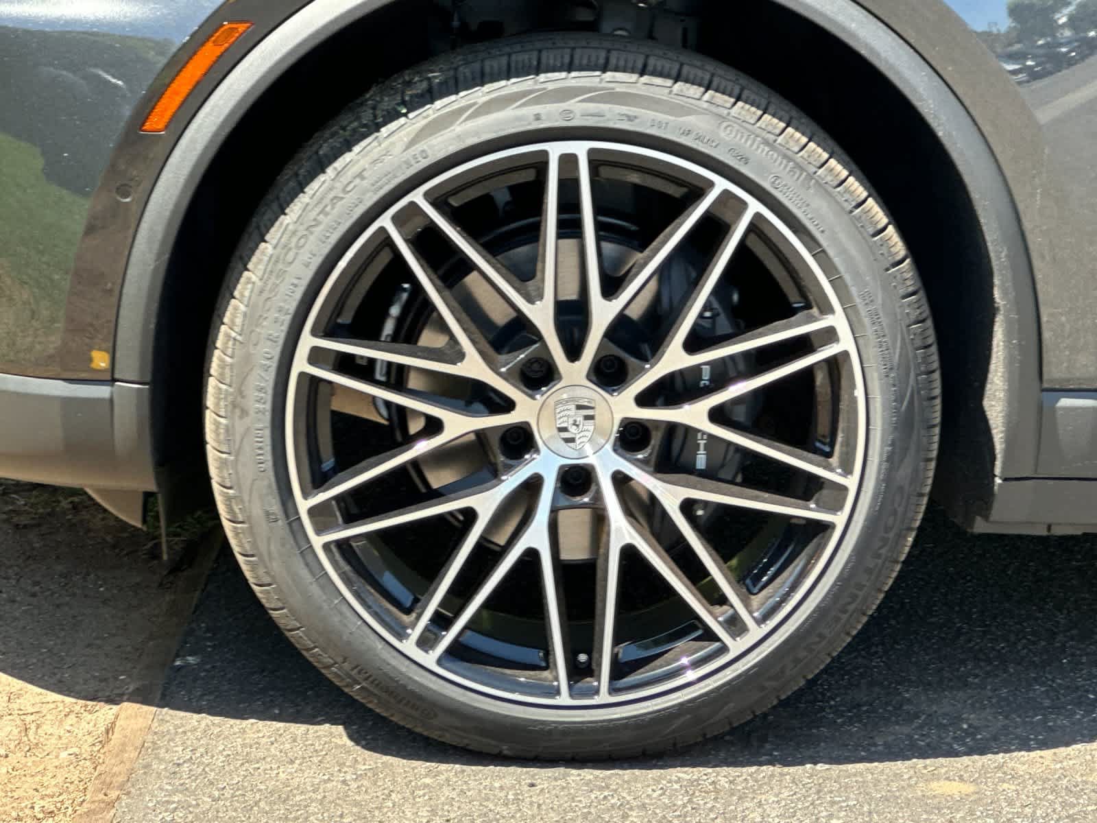 New 2026 Porsche Macan 4 Electric AWD/4WD image 32