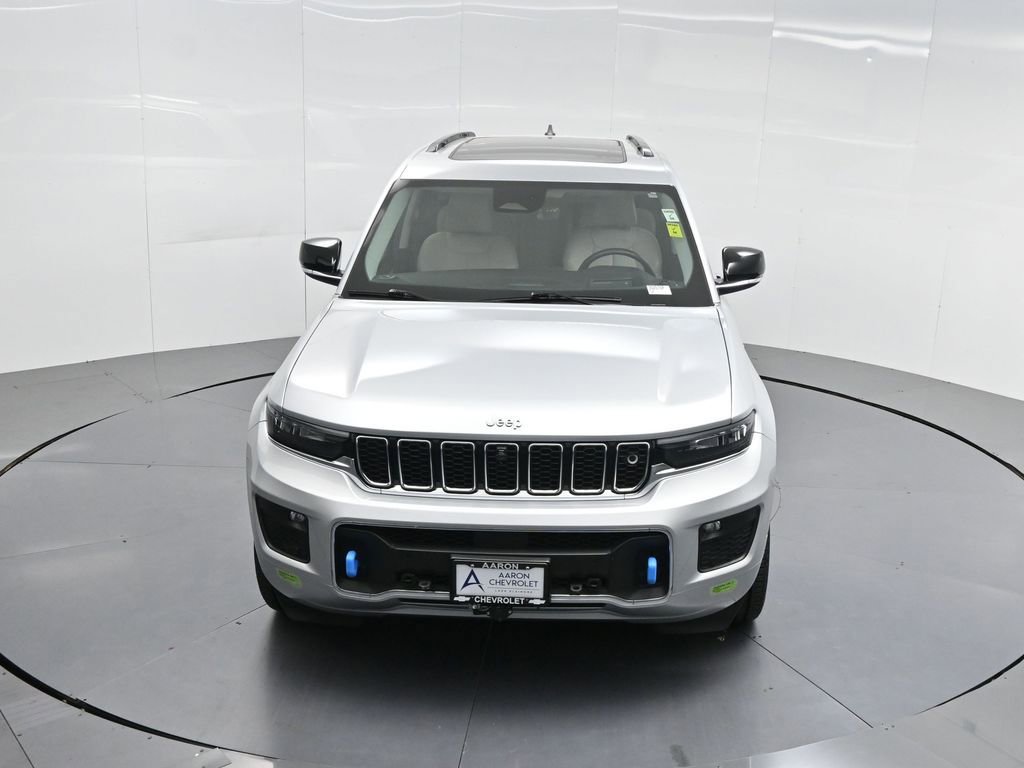 Used 2022 Jeep Grand Cherokee Overland w/ Advanced Protech Group III image 44