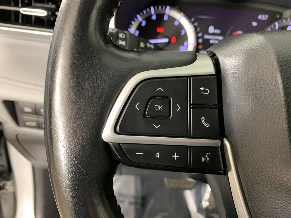 Used 2022 Toyota Highlander Platinum AWD/4WD image 19