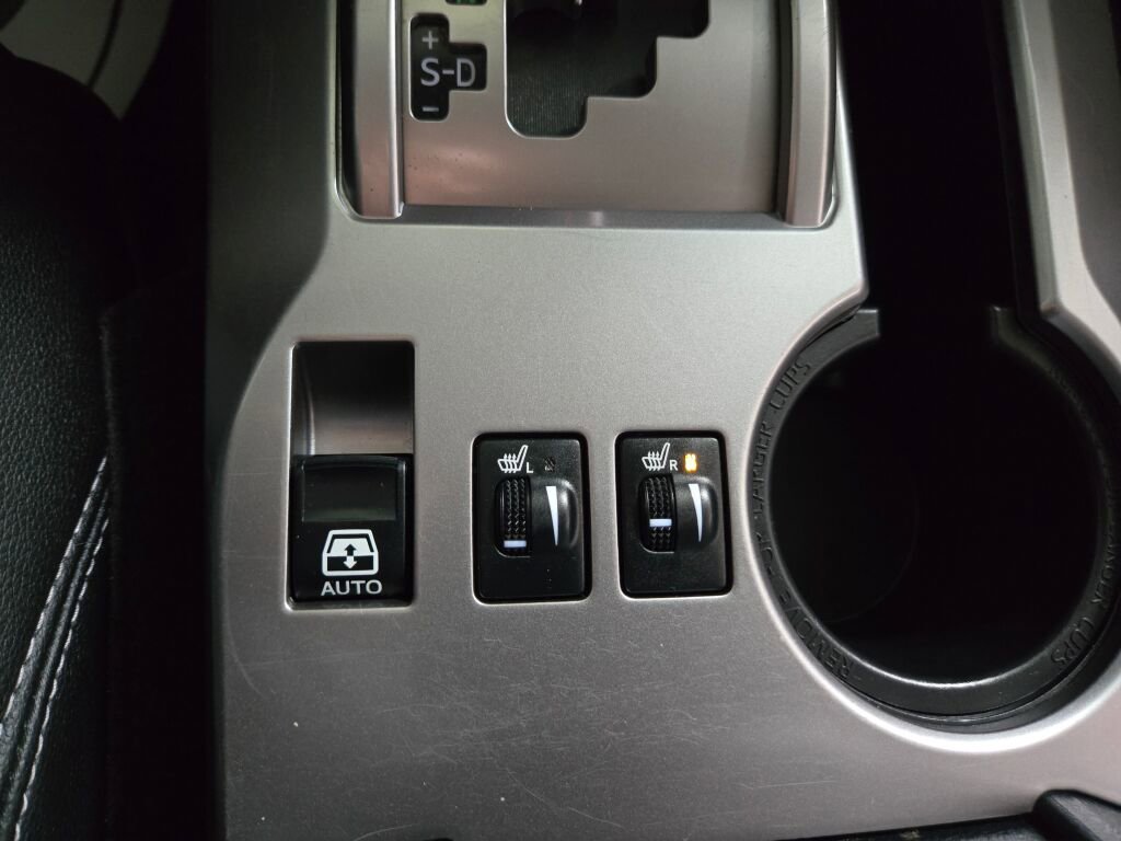 Used 2024 Toyota 4Runner SR5 Premium w/ Moonroof Package image 19