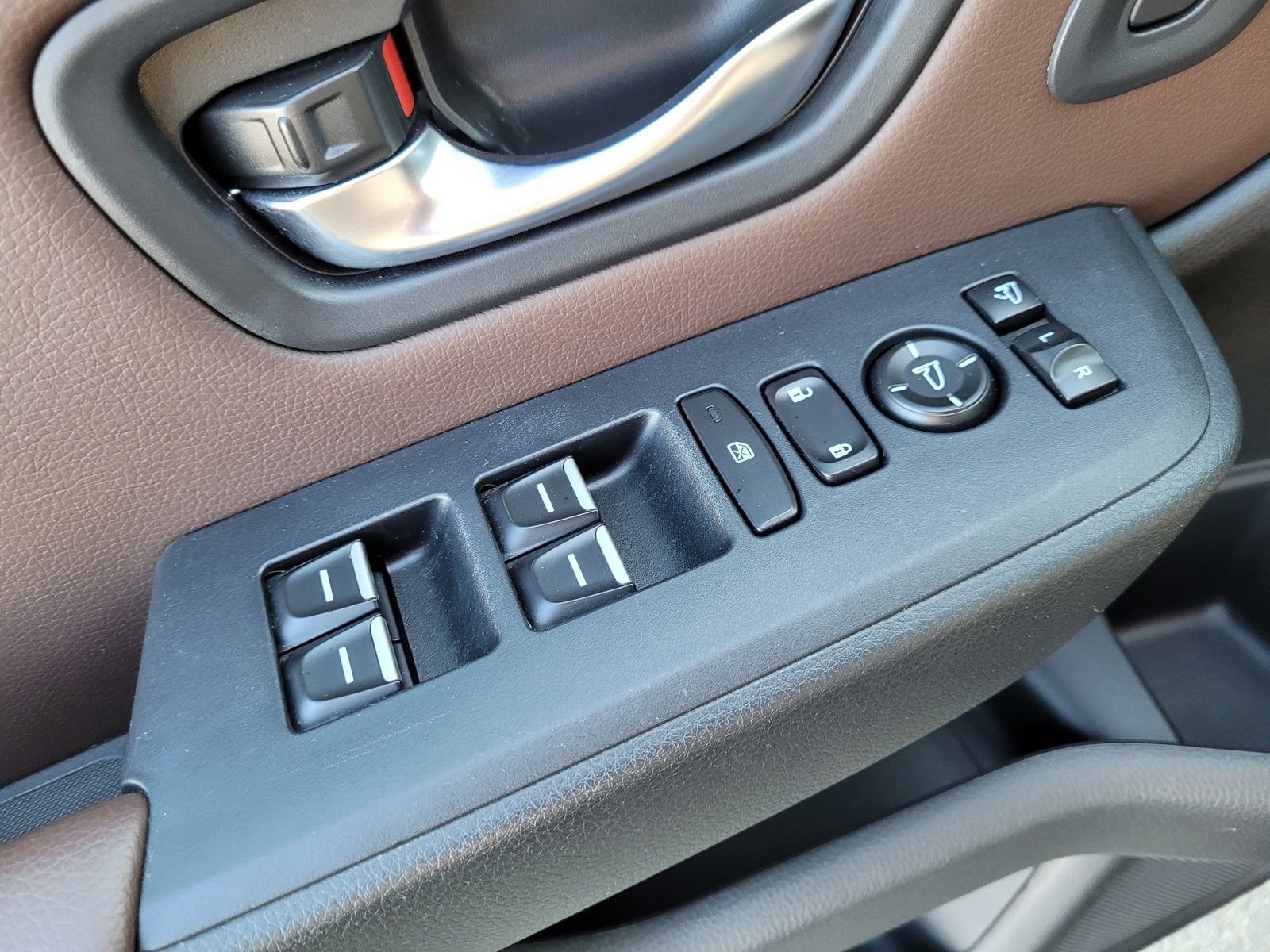 Certified 2023 Honda Pilot Elite image 18